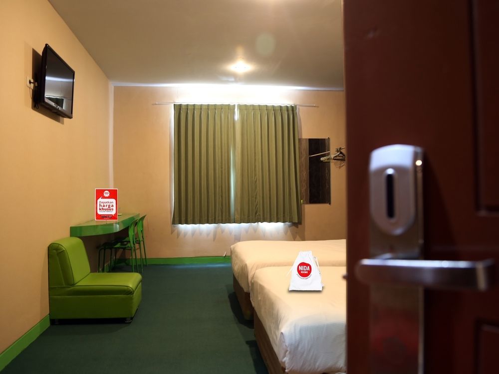 Nida Rooms Makassar Jampea 19536 Macáçar Exterior foto